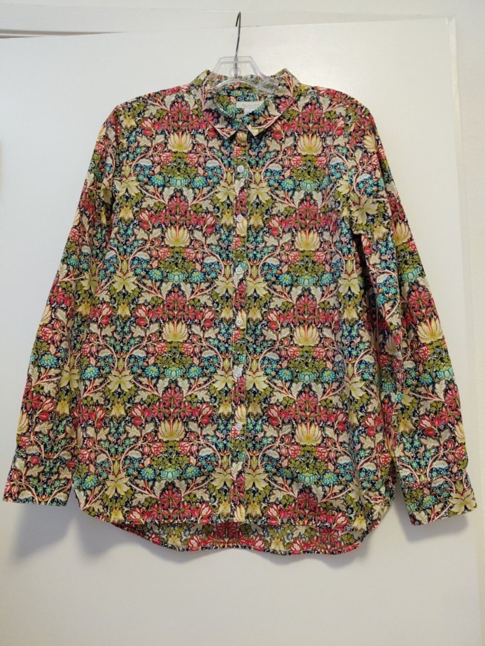Garnet Hill Cotton Button Up Blouse Floral Green Red Blue Long Sleeves 10‎